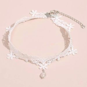 🌸 Awesome Floral Flower Victorian Lace Crystal Choker 🌸